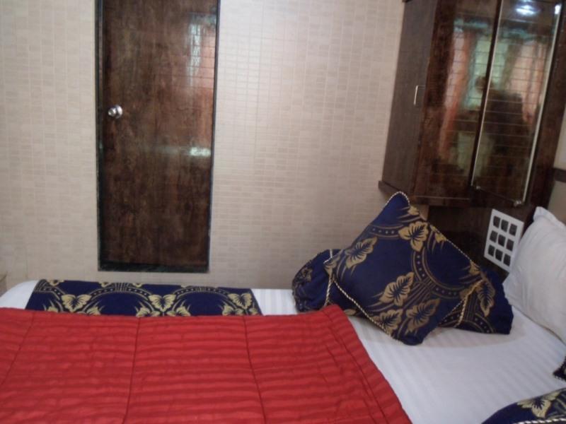 Hotel Paris Residency Mumbai Exteriör bild